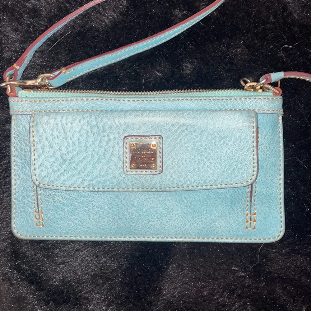 Dooney & Bourke turquoise wrist wallet